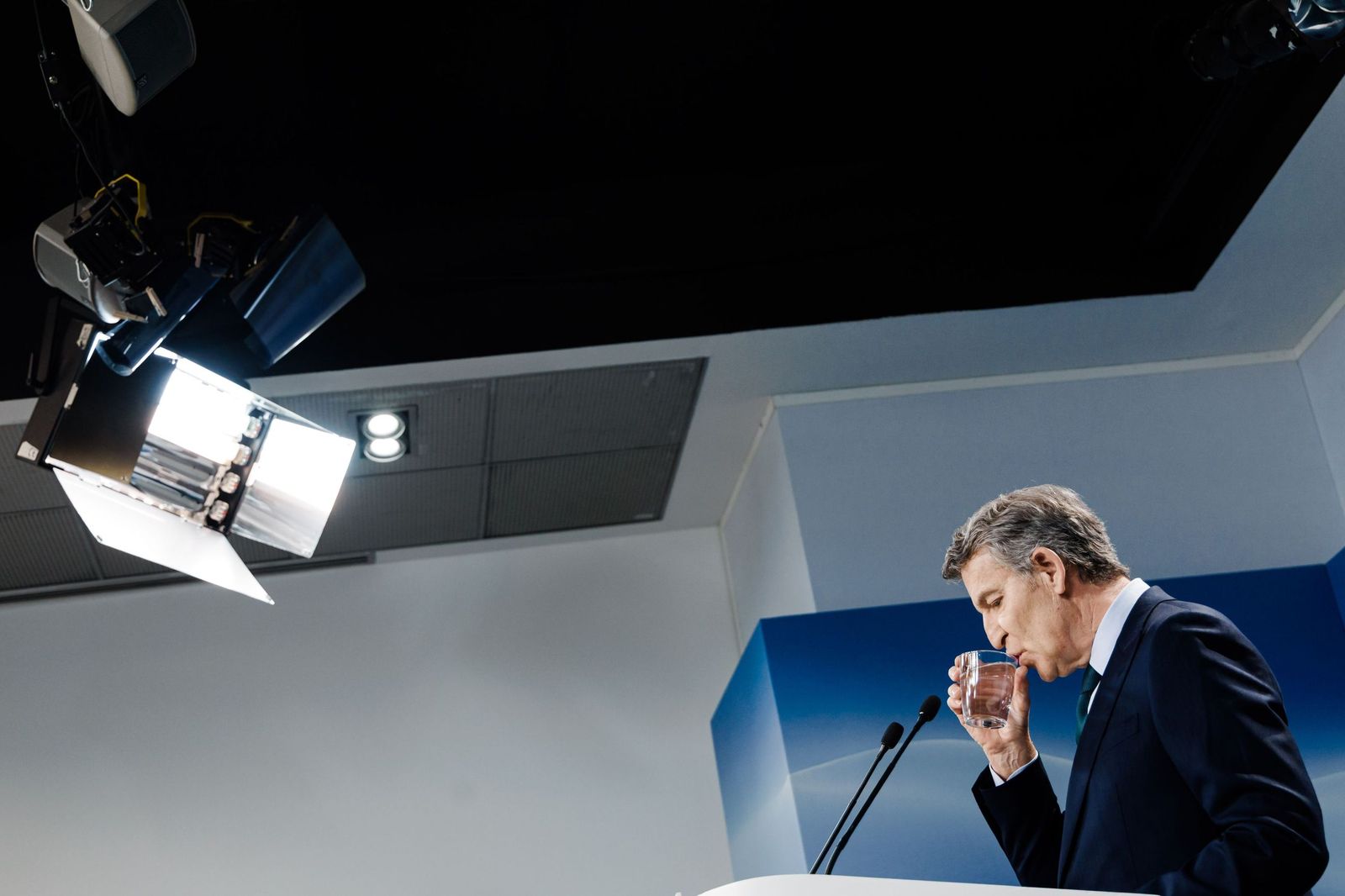 Feijóo comparece este viernes.