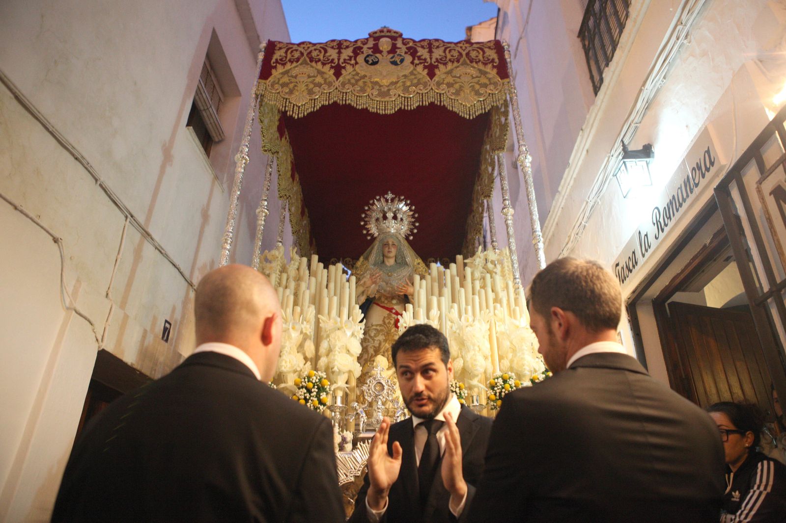 Imágenes del Lunes Santo en la comarca