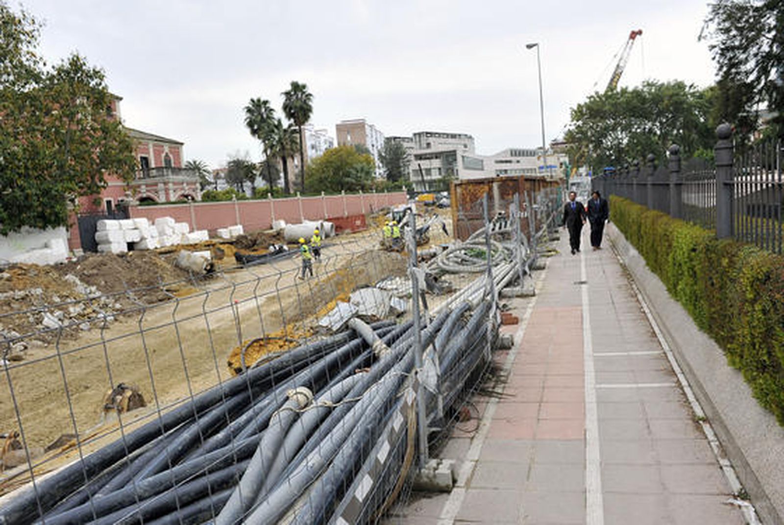 Estados de la obras para el paso soterrado entre La Palmera y Cardenal Bueno Monreal.

Foto: Juan Carlos Vázquez