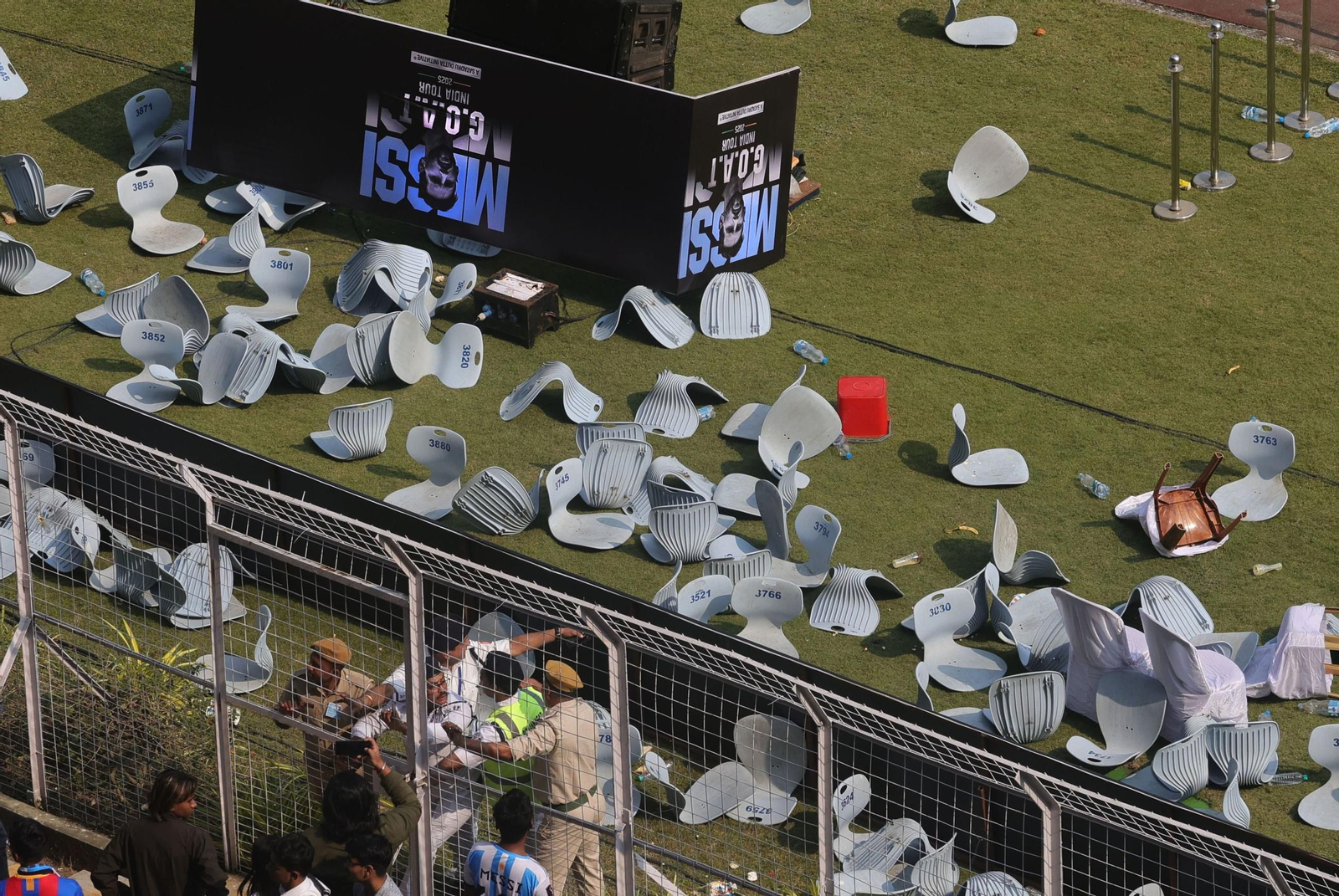 Las fotos de los disturbios por una visita de Leo Messi a Calcuta