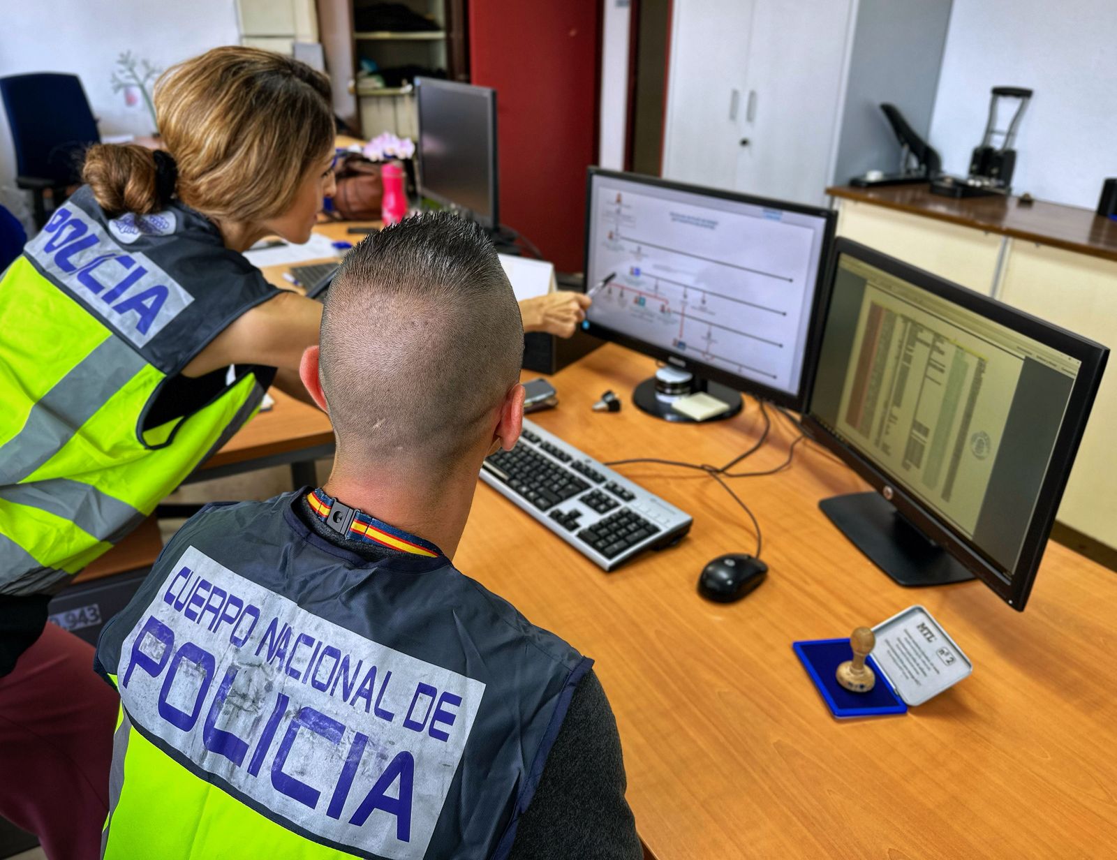 Agentes de la Policía Nacional.
