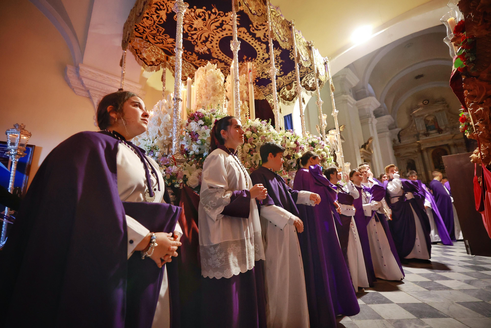 Las imágenes del Jueves Santo 2024 en El Puerto: Humildad y Paciencia