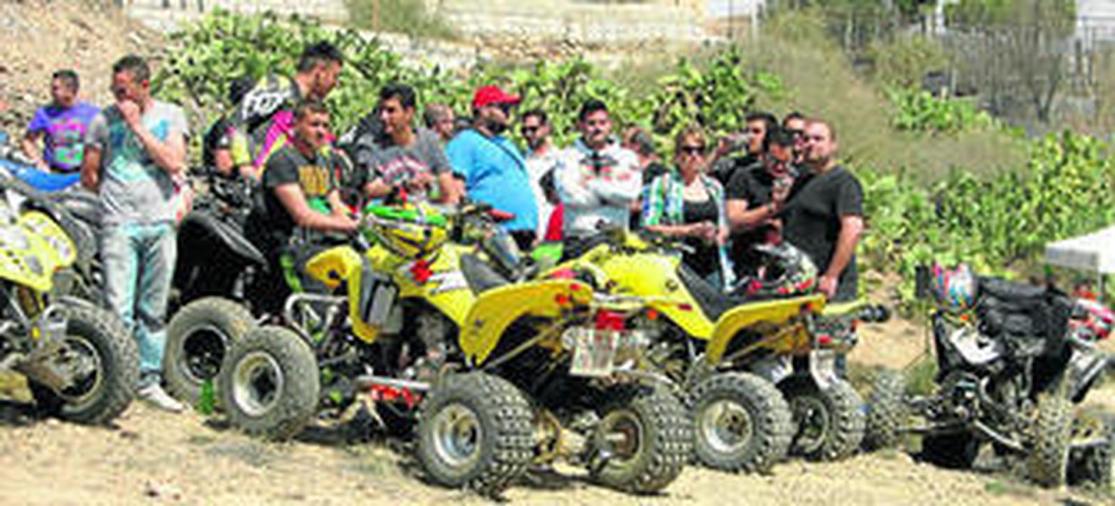 La exhibición contó con  la destreza de pilotos al mando de quads que mostraron un auténtico espectáculo ante el público