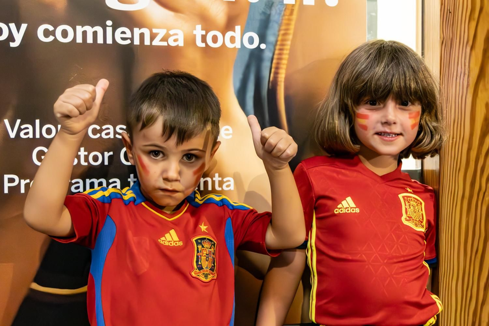 La euforia jiennense por la victoria de España, imágenes