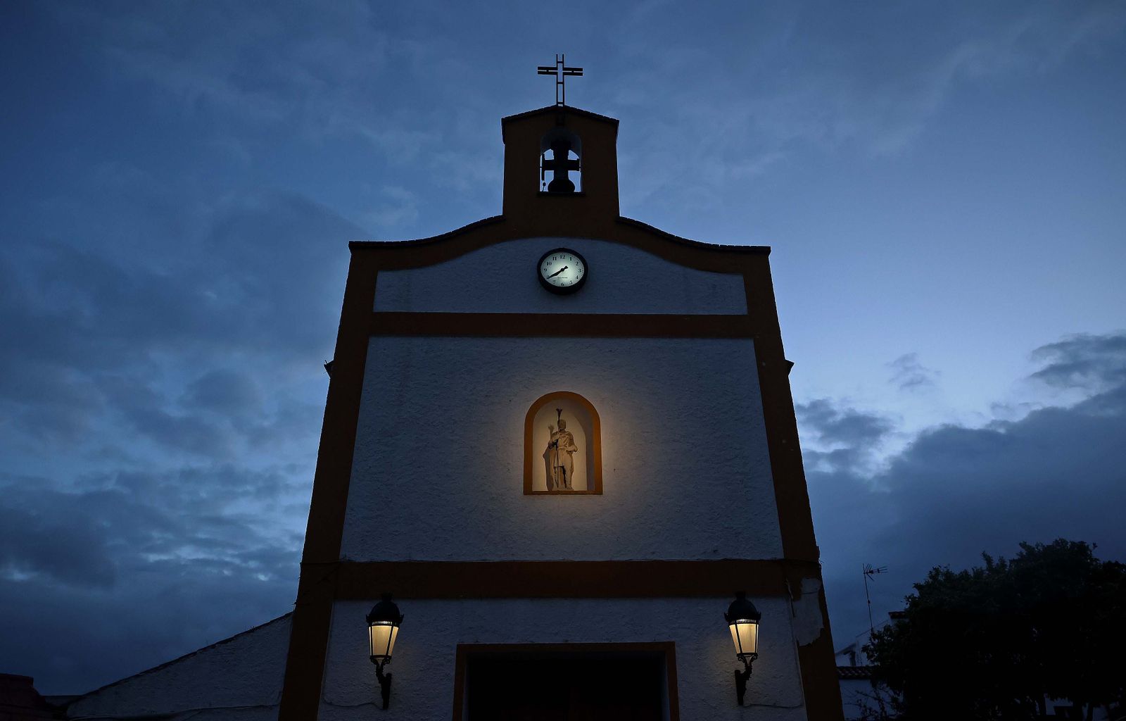 Fotos del Martes Santo en Algeciras: Medinaceli