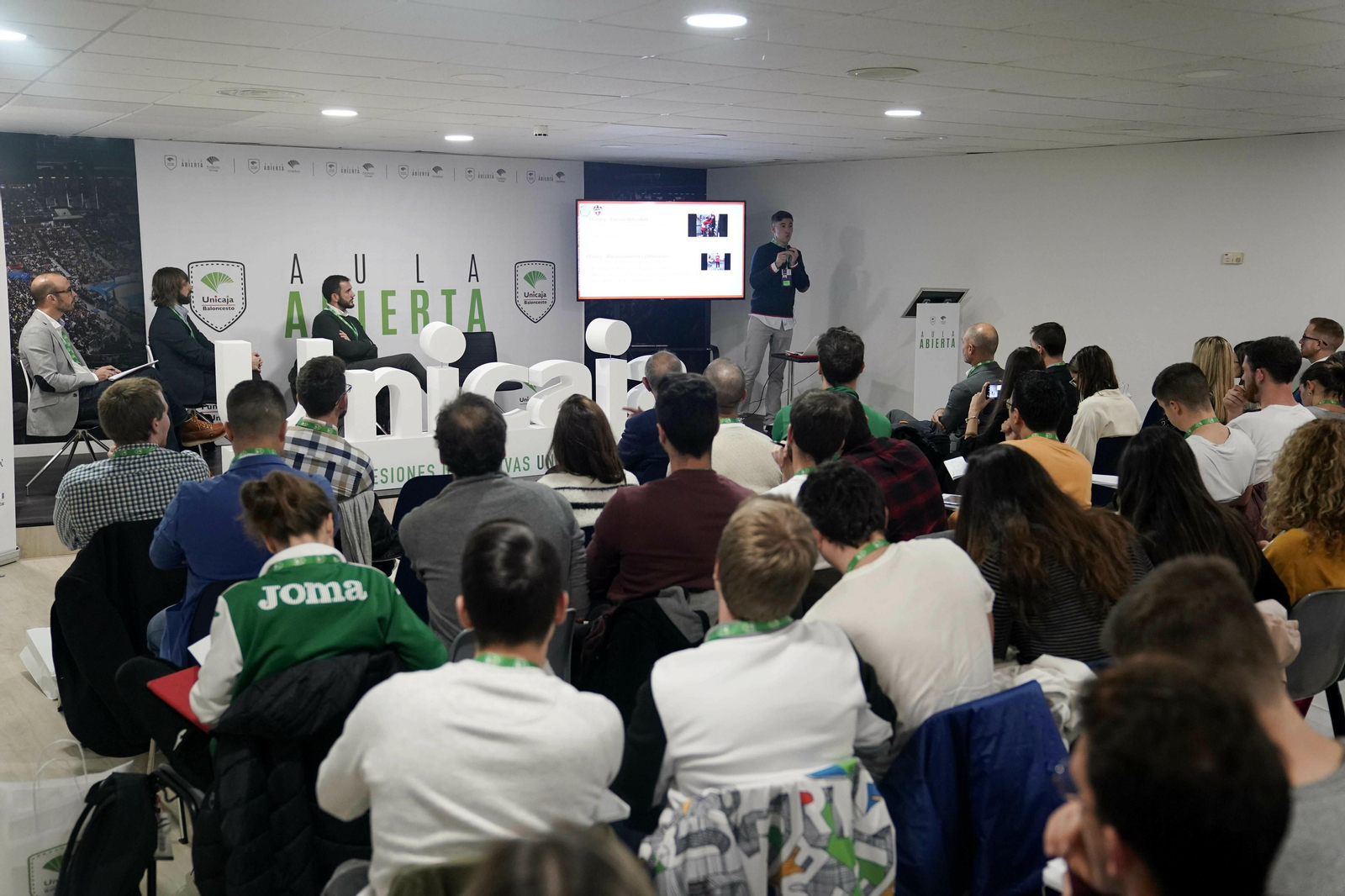 El I Simposio de Lesiones Deportivas, en marcha