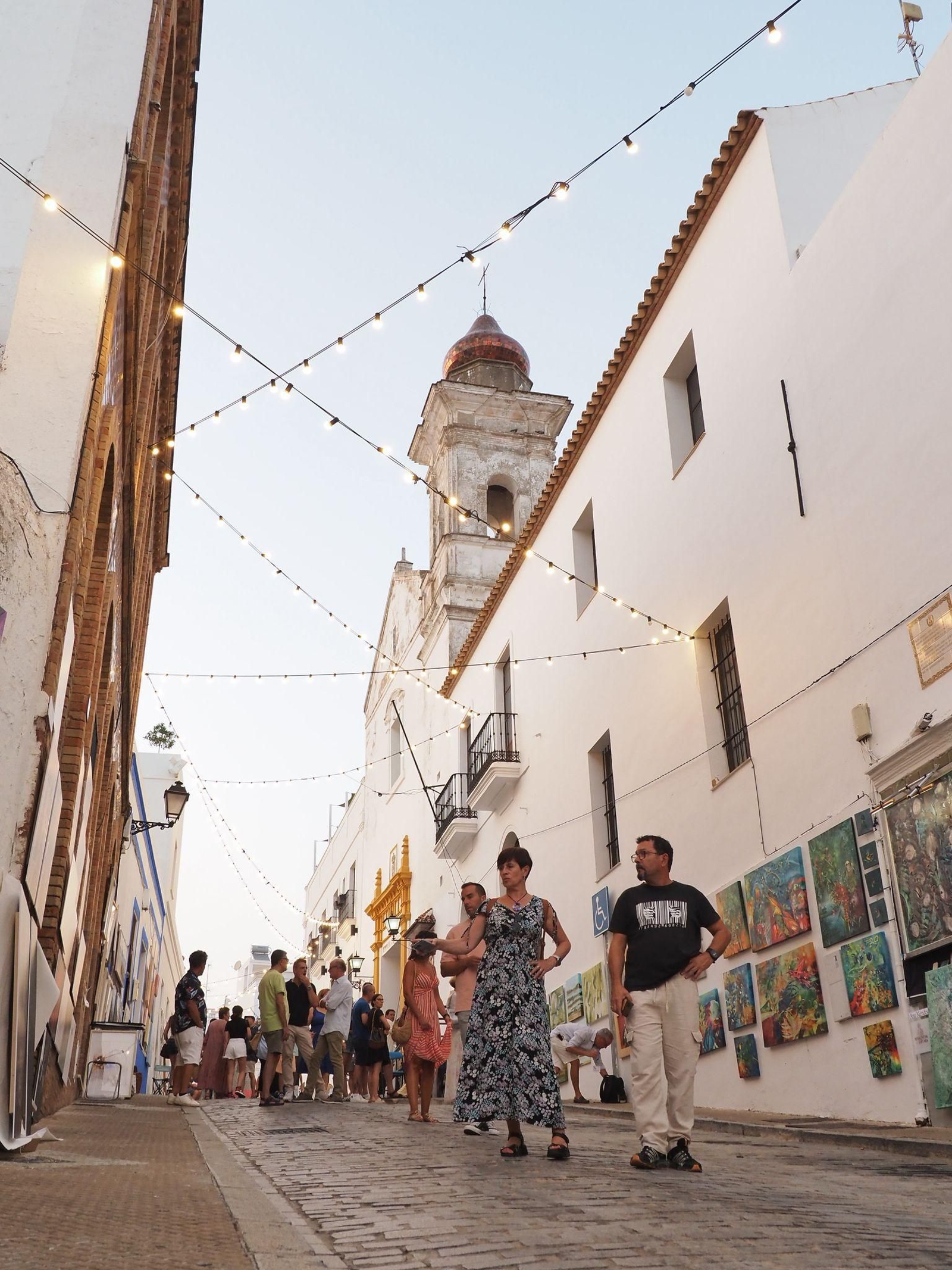 Paseo por el Arte de Ayamonte, el mayor museo efímero a cielo abierto, en imágenes