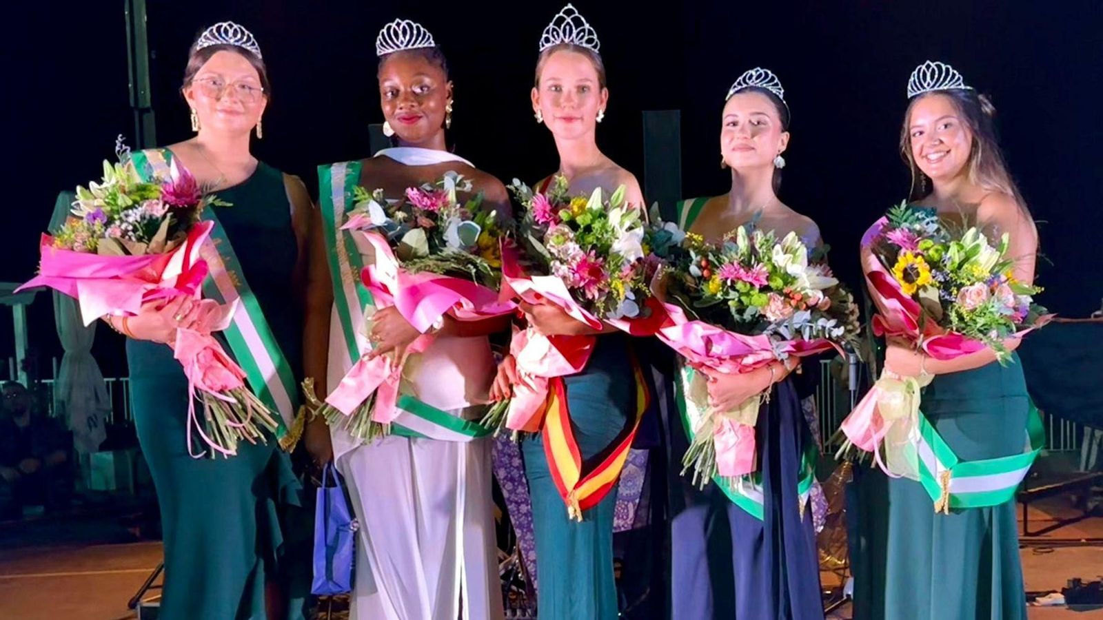 Reina y damas de las fiestas de Mojácar.