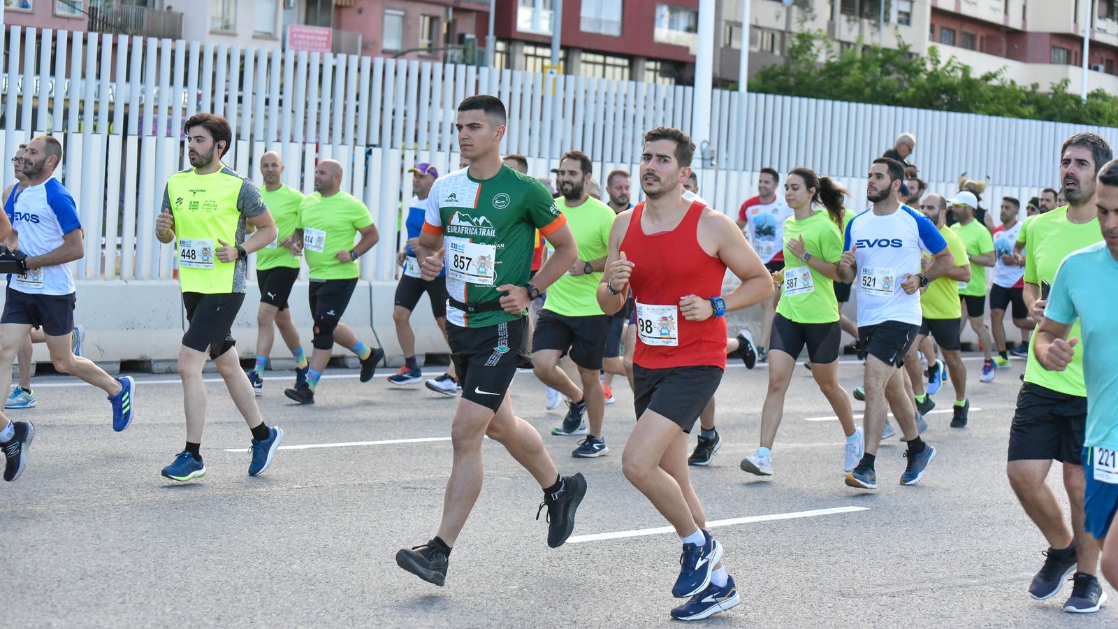 Búscate en la galeria de adultos de la XXI Carrera Popular Puerto Bahía de Algeciras