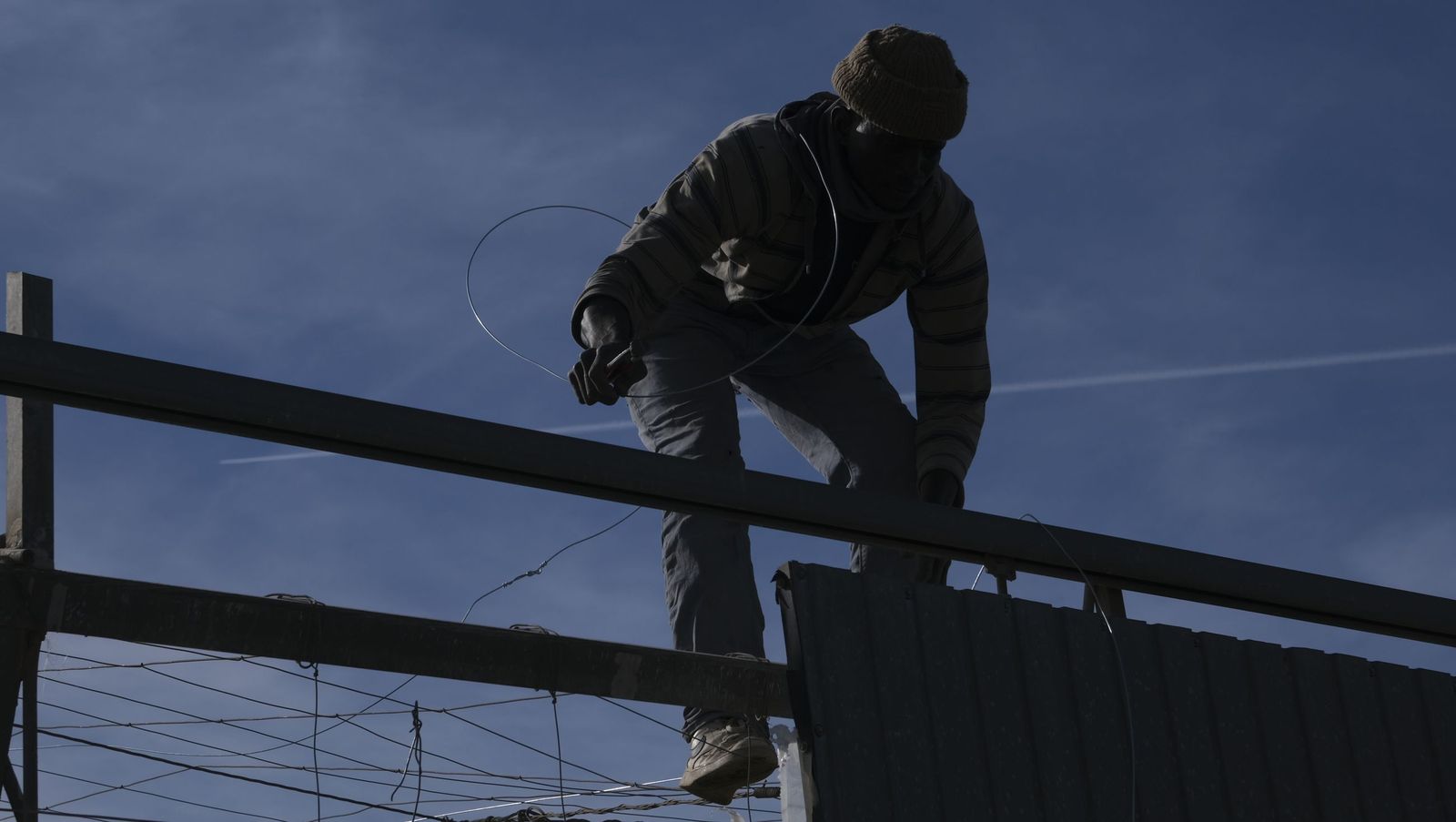 Los efectos del temporal de viento en los invernaderos, en imágenes