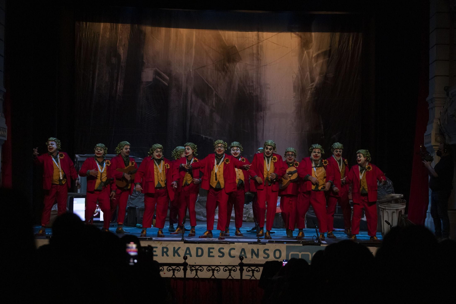 Imágenes de la actuación de la murga de Huelva '¡¡¡Yokejé!!!' en el Carnaval Colombino