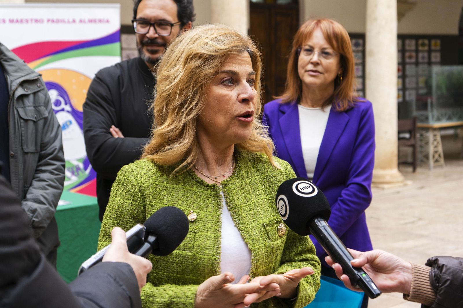 Las imágenes de los premios de la VII Edición del Concurso Intercentros 'Dale al Arte por la Igualdad'