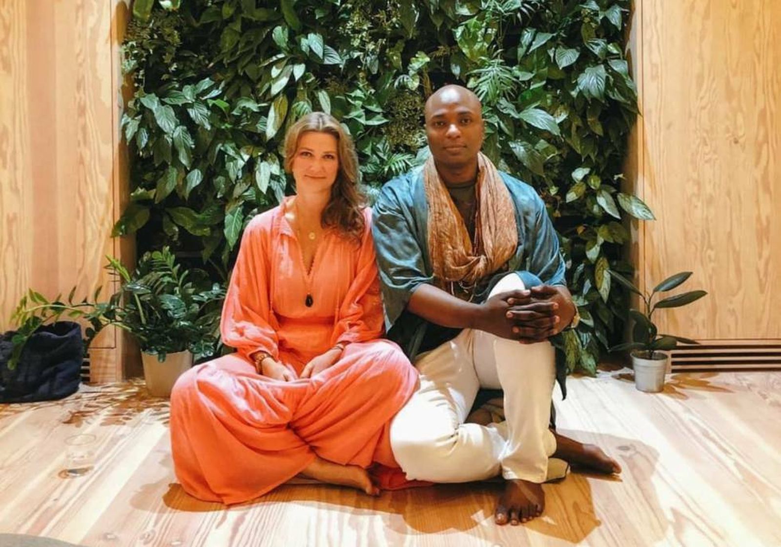 Marta Luisa de Noruega con el chamán que es su actual pareja.