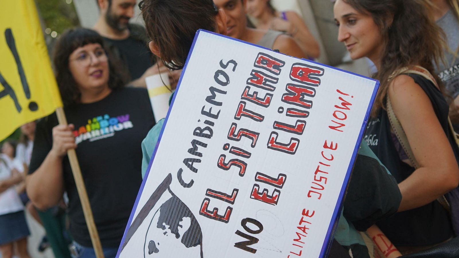 Detalle de pancartas.