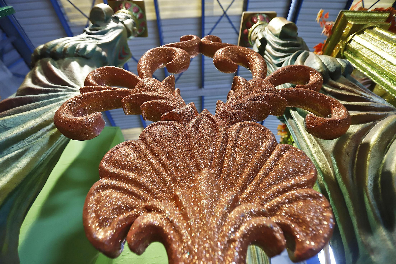 Así don las carrozas de lo Reyes Magos de Huelva 2024