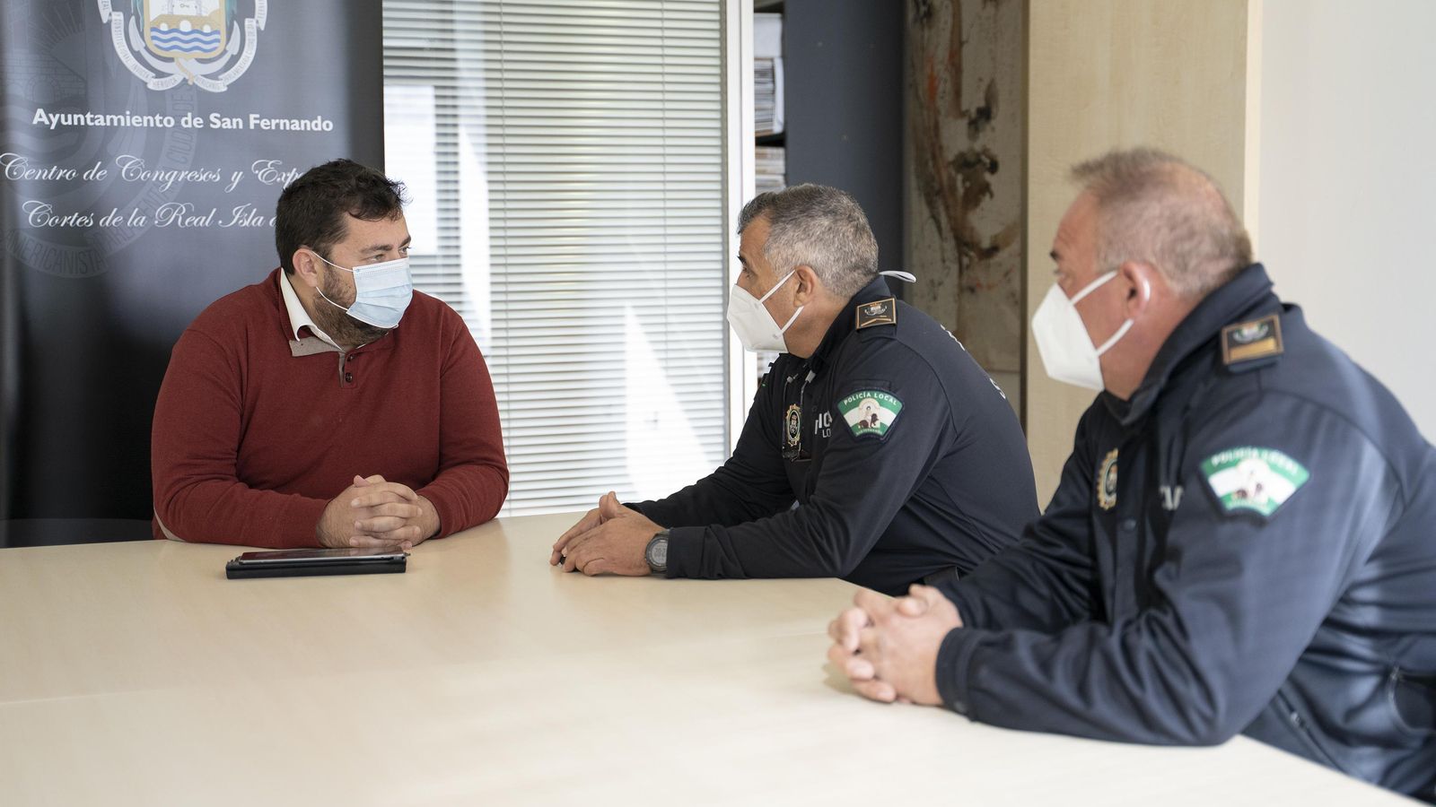 Reunión del concejal y responsables de Policía Local de San Fernando.