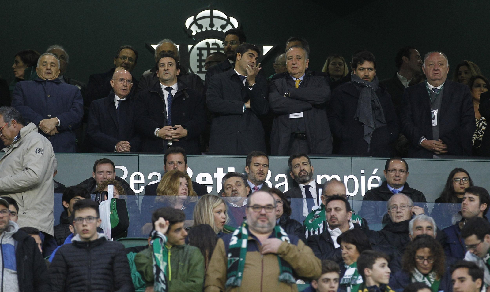 Serra Ferrer junto a López Catalán y Haro, en el palco el día del Villarreal.