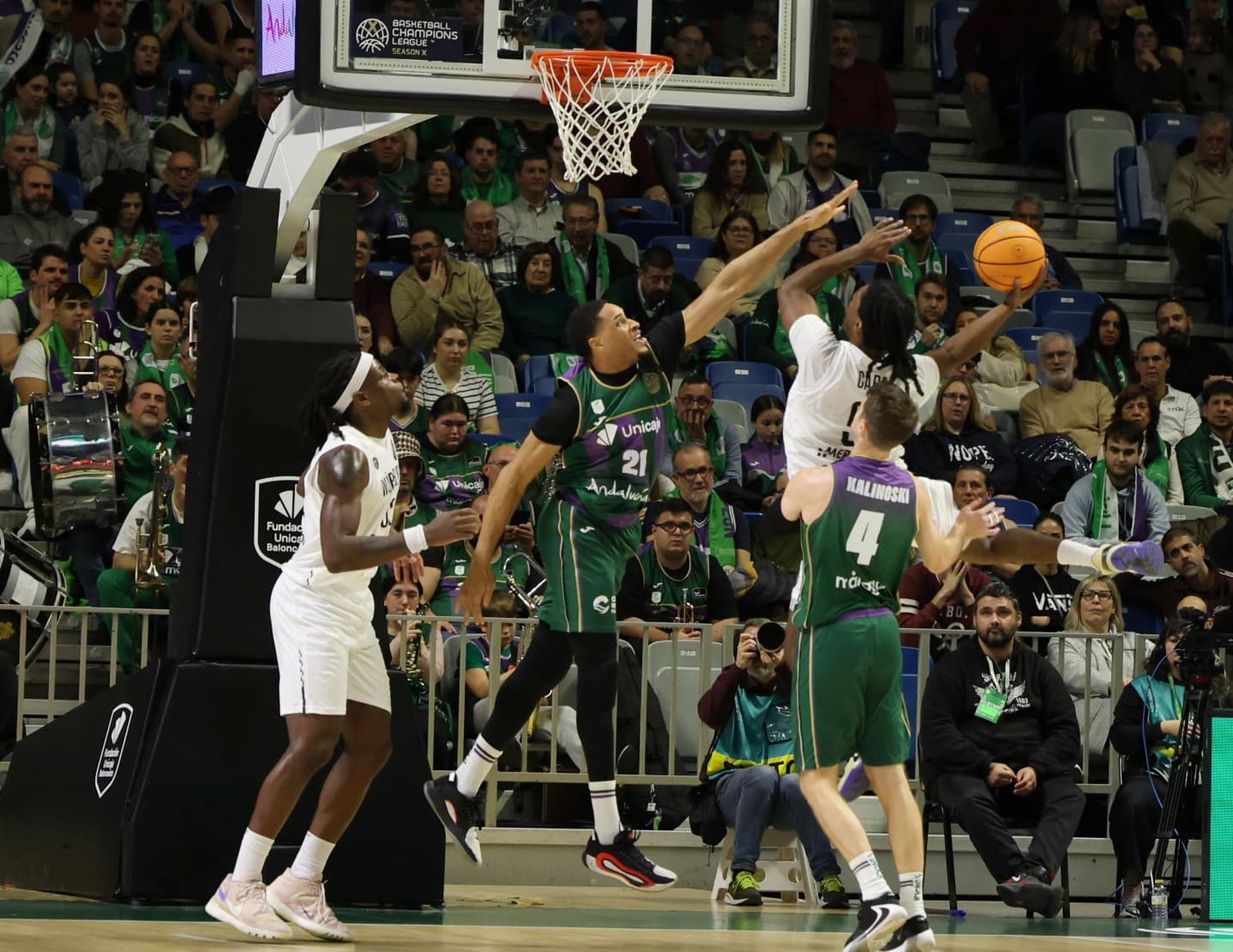 Las fotos del Unicaja - Wurzburg de BCL