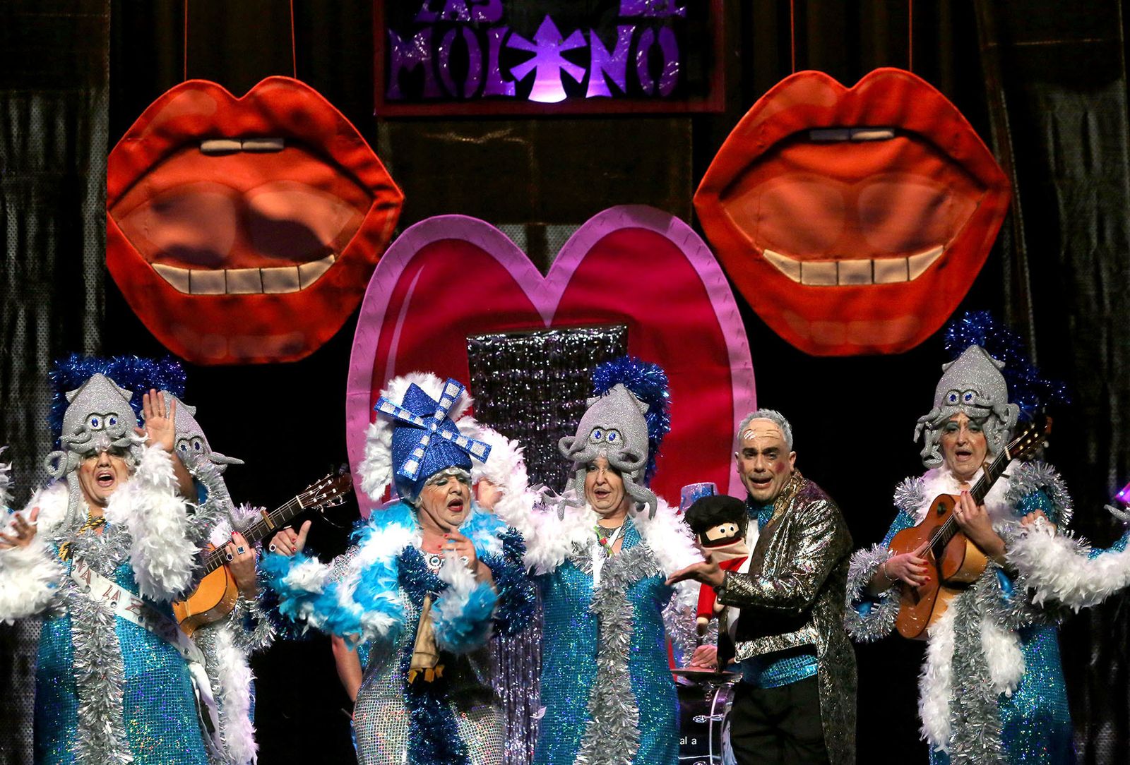 Primer día del Carnaval Colombino en imágenes