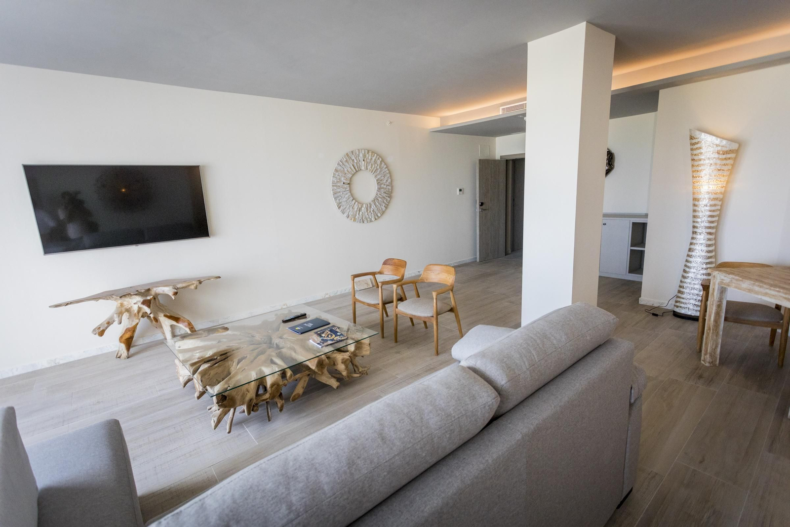 El hotel Zahara Beach & Spa, en imágenes