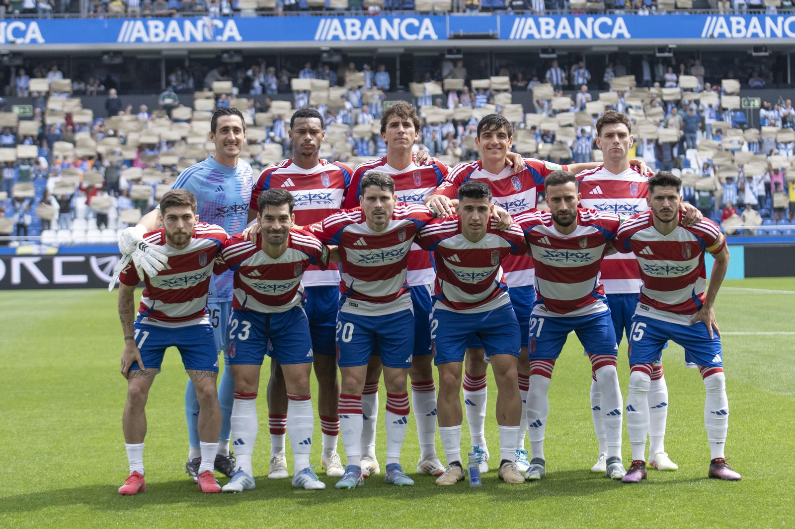 Las mejores imágenes de la victoria del Granada CF ante el Dépor