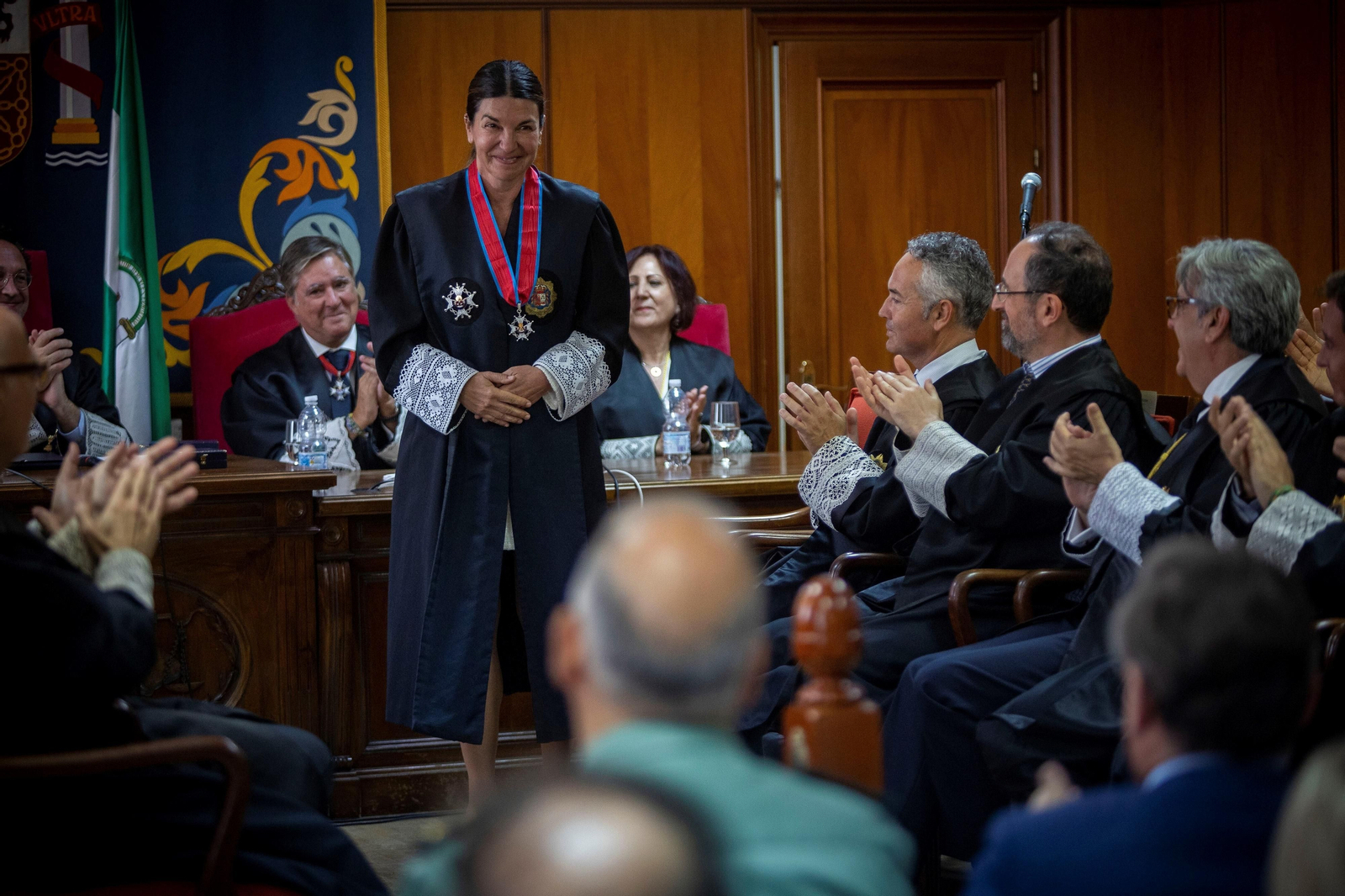Imposición de la Cruz de la Orden de San Raimundo de Peñafort a Lorena Montero