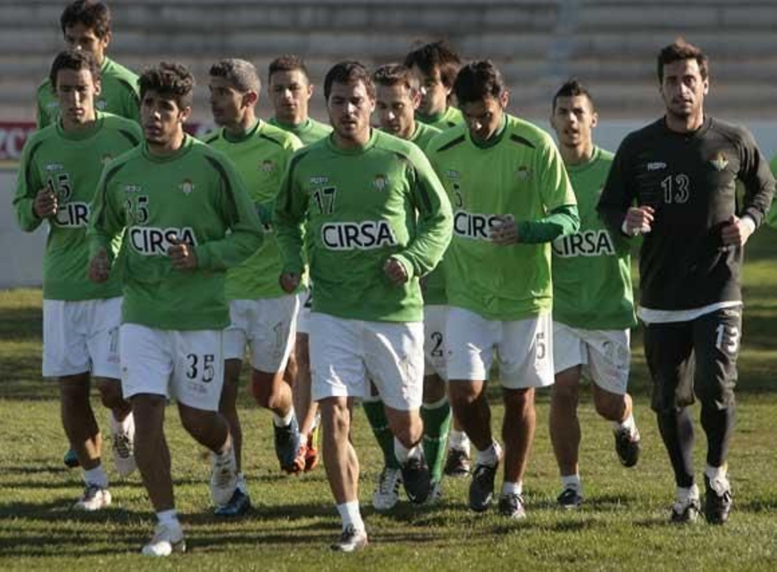Casto: "La plantilla está a muerte con el entrenador"