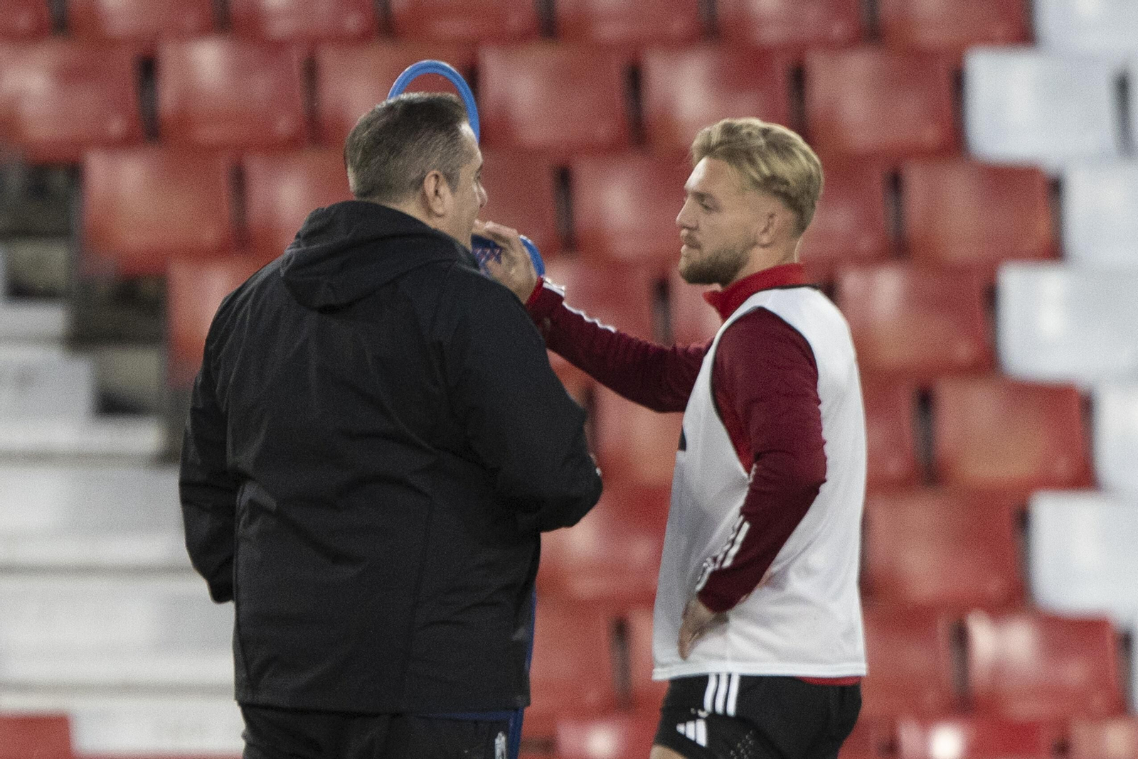 Así fue el primer entrenamiento de José Ramón Sandoval en el Granada CF