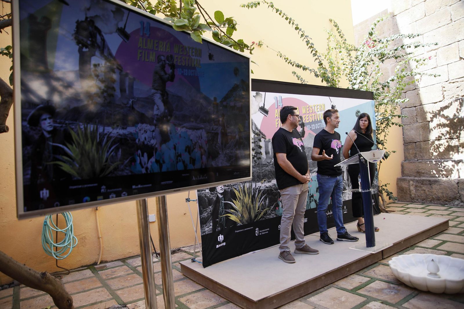 Las imágenes de la presentación de la XIV edición del Almería Western Film Festival