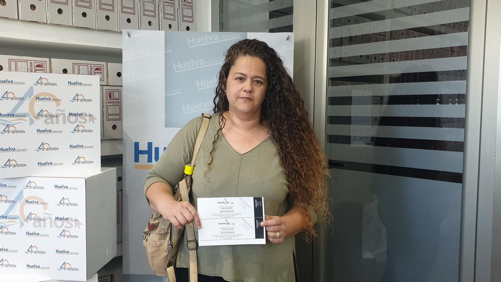 Mirian, recoge en nombre de Victoria Eugenia Corbacho González