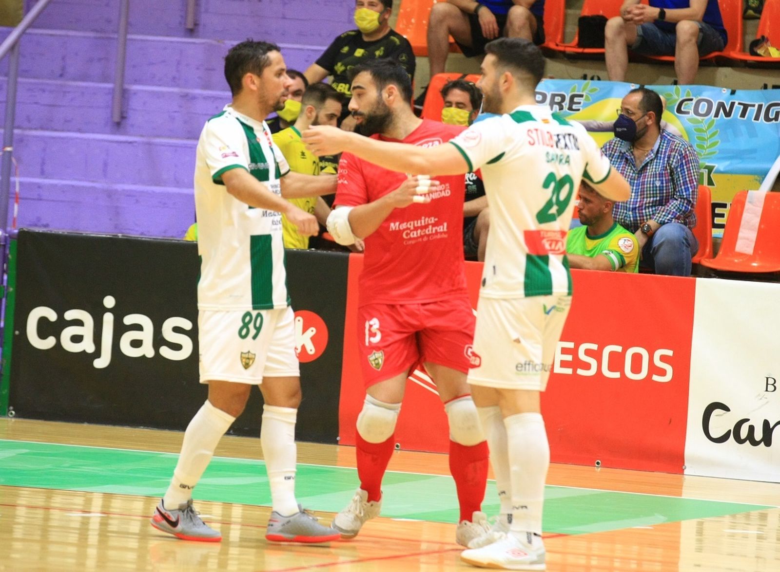 Las imágenes de la victoria del Córdoba Futsal en Jaén