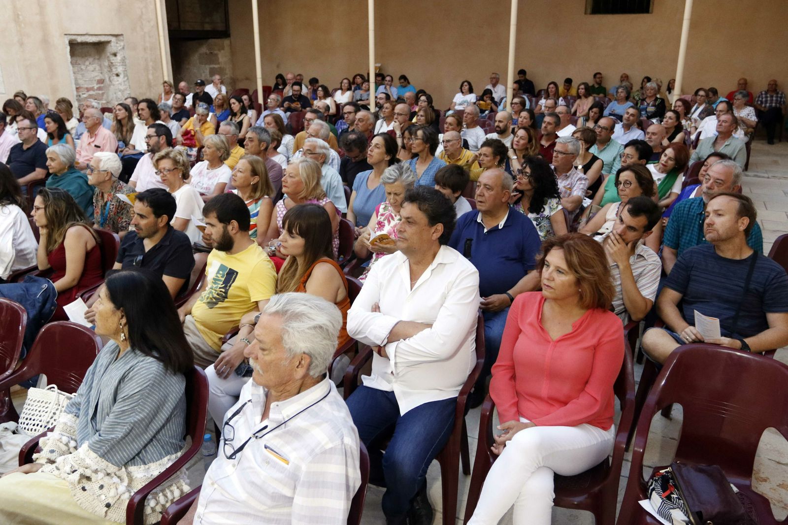Fotogalería de Música Trobada en su concierto en el patio del Castillo de Vélez Blanco