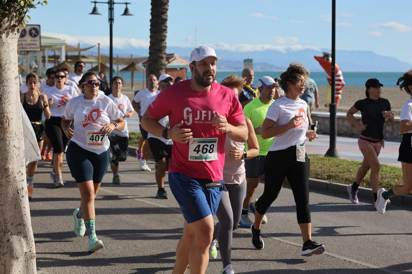 Las fotos de la Carrera Solidaria No Más Suicidios en Torremolinos