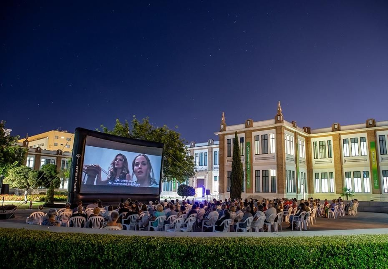 Una proyección del Cine de Verano de Málaga. Una proyección del Cine de Verano de Málaga.