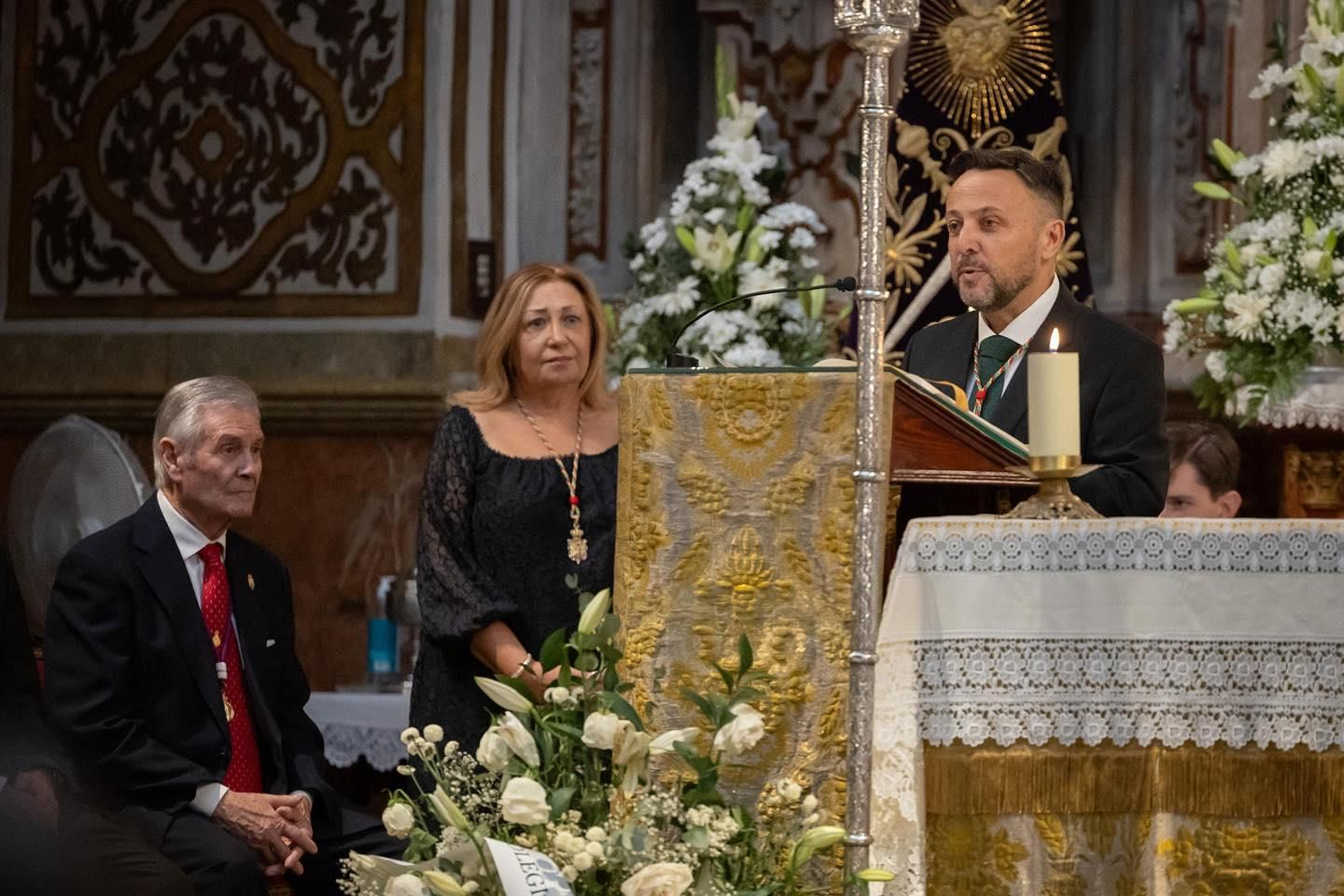 Visita del Excmo. Ayuntamiento de Granada a la Basílica Patronal, Septiembre 2025.jpg