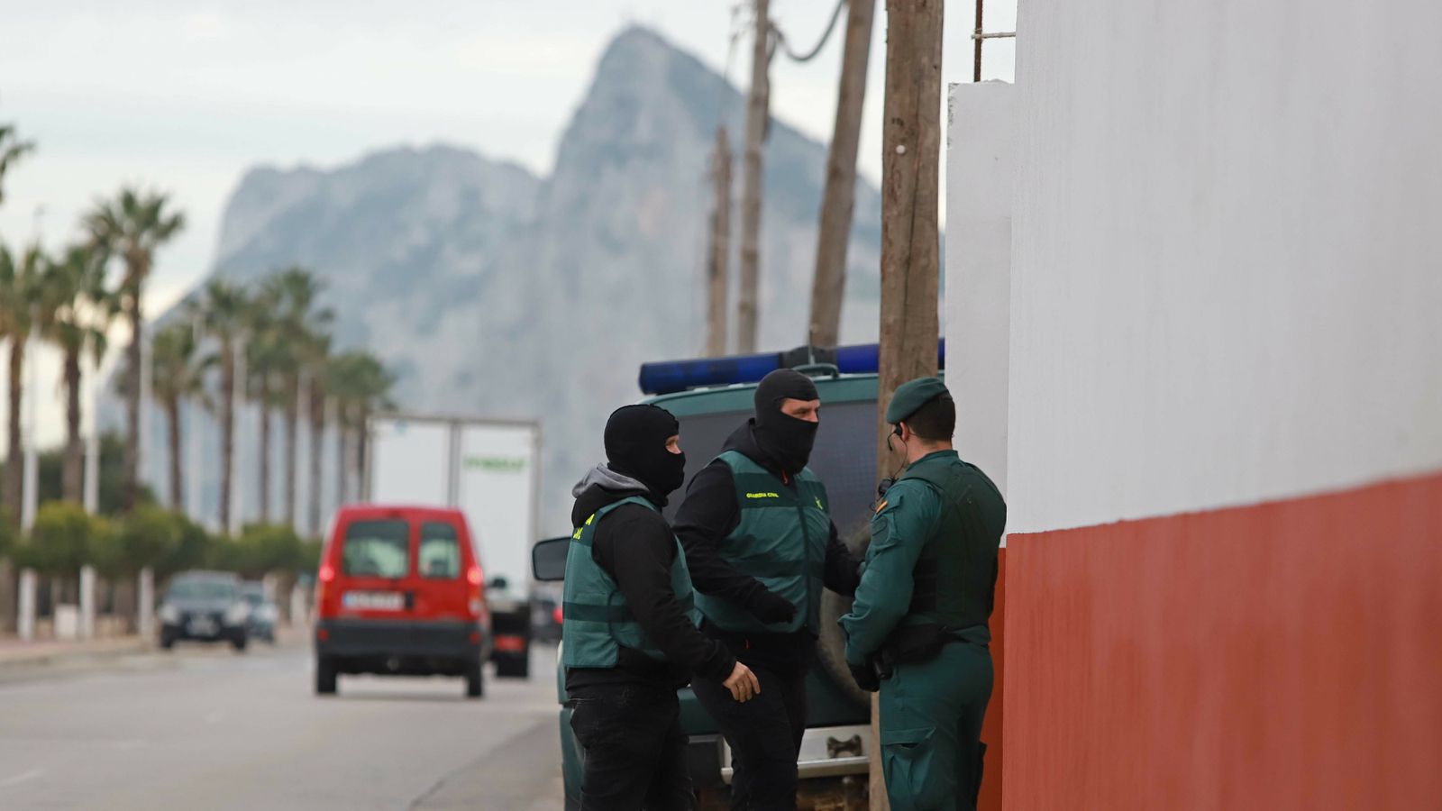 Registros de la Guardia Civil en La Línea y San Roque
