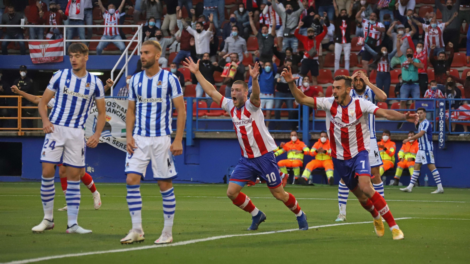 Las mejores fotos del Real Sociedad B - Algeciras CF