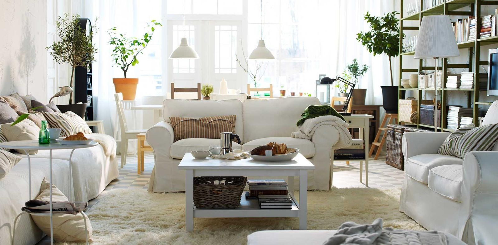 Ideas de iluminación para que la decoración del salón sea mucho más acogedora y funcional.