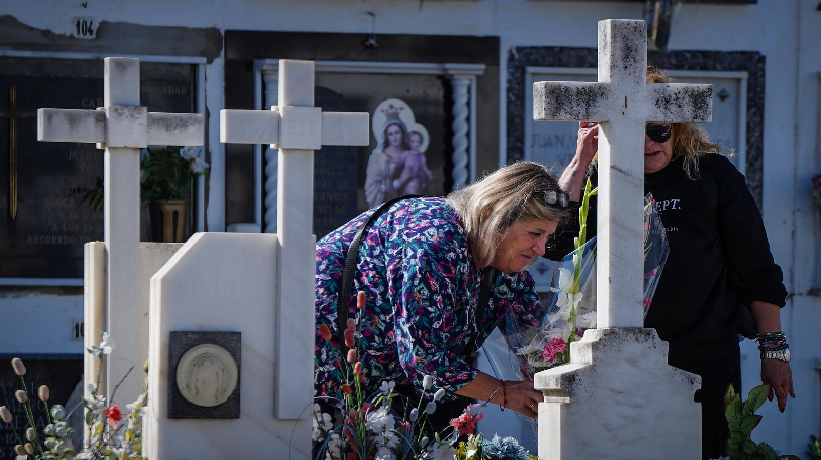 Día de todos los Santos en el cementerio de Jerez