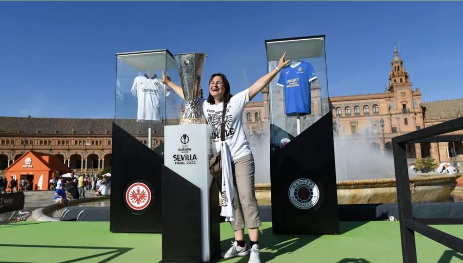 Una imagen del Fan Festival de la pasada temporada en la Plaza de España de Sevilla.