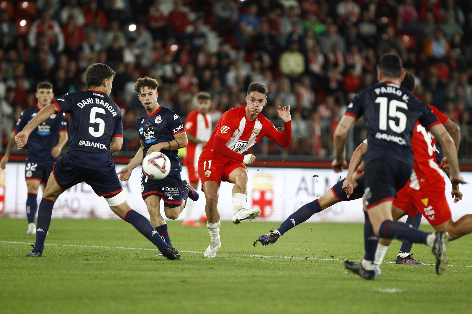 El partido U.D. Almería-Deportivo de La Coruña, en imágenes