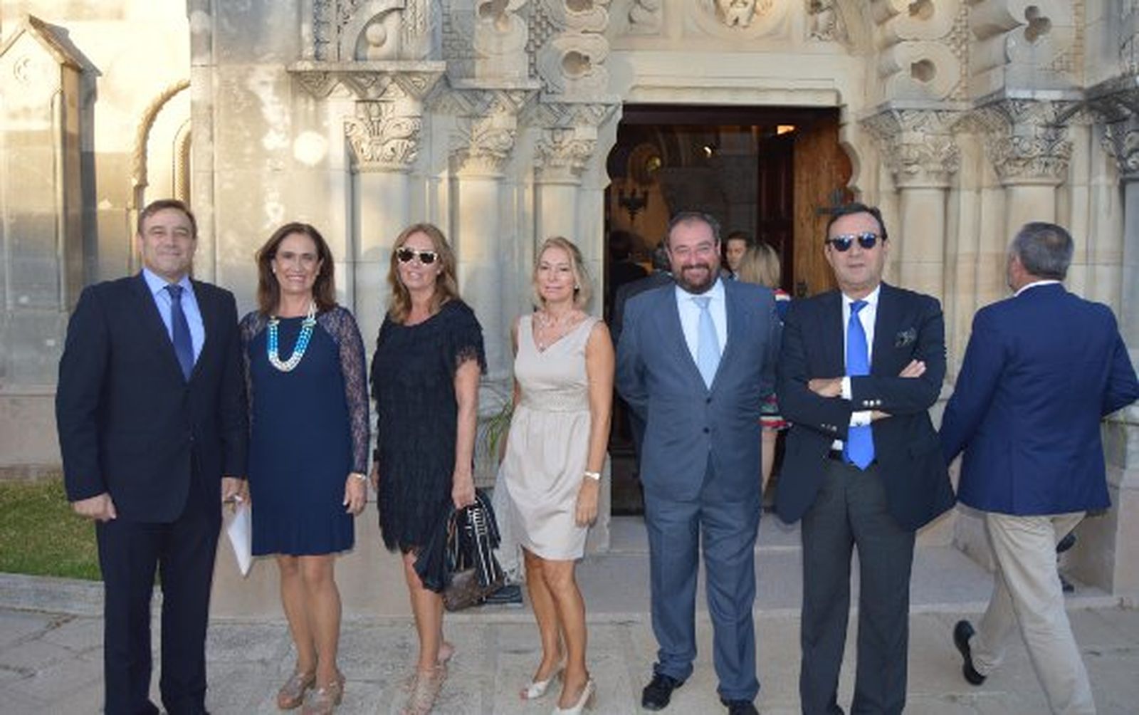 Alfonso Rodríguez Castillo, Andrea Mejías, Esther Gordillo, Mila Linares, Tomás Valiente y Juan Expósito, en el recinto histórico de Navantia.

Foto: Ignacio Casas de Ciria