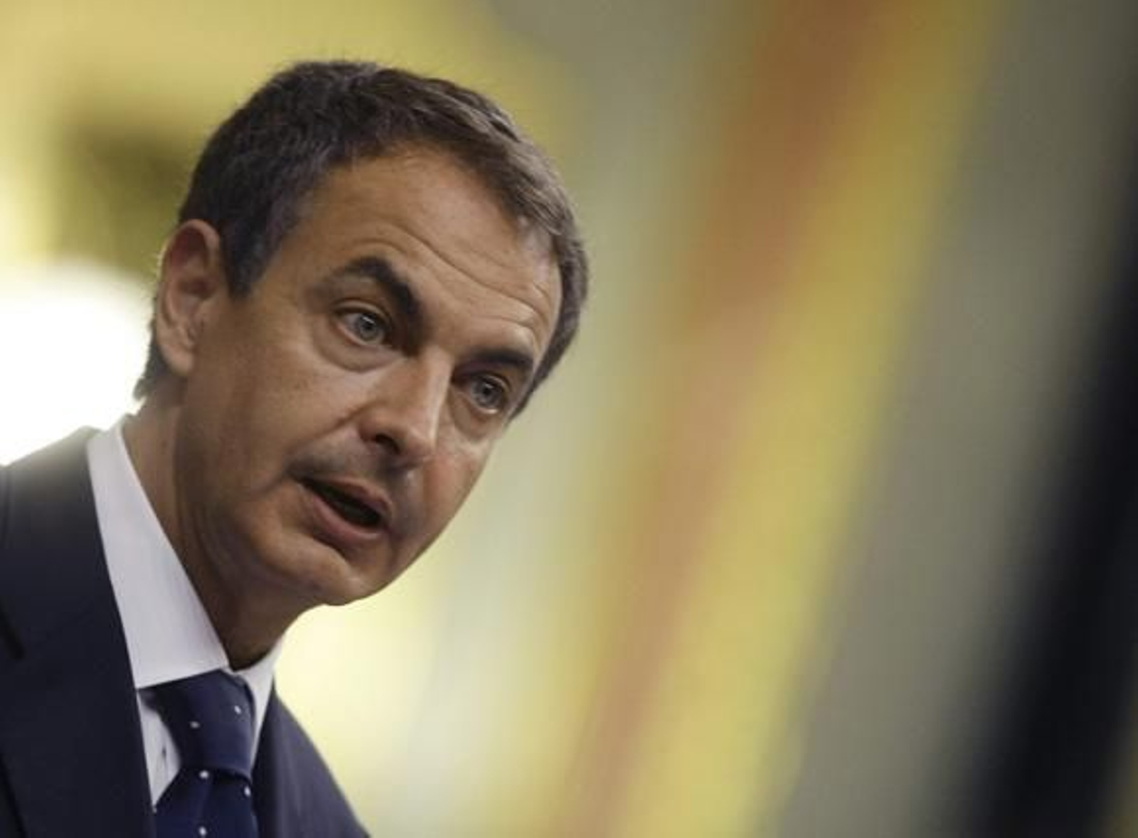 Zapatero asegura que hará lo necesario por lograr más estabilidad presupuestaria