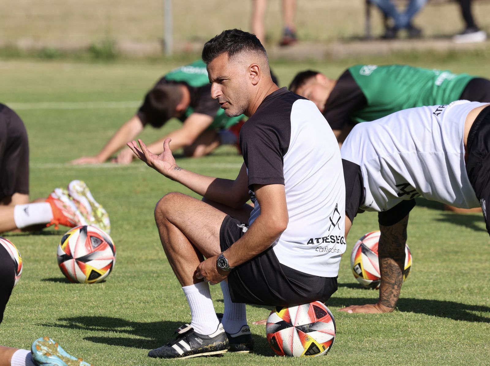 Las mejores fotos del primer entrenamiento del Córdoba CF en León