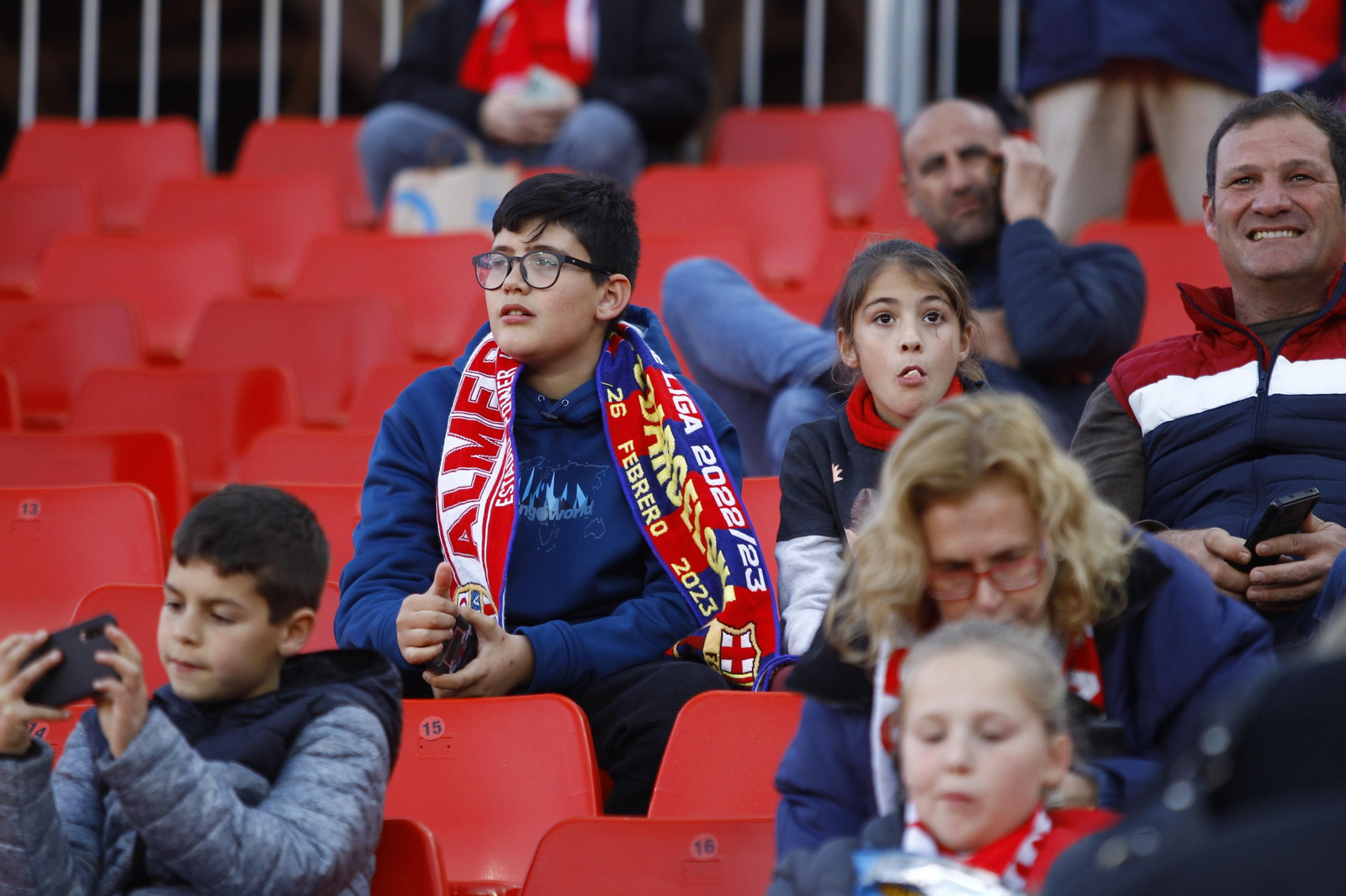 Imágenes de la victoria de la U.D. Almería ante el F.C. Barcelona
