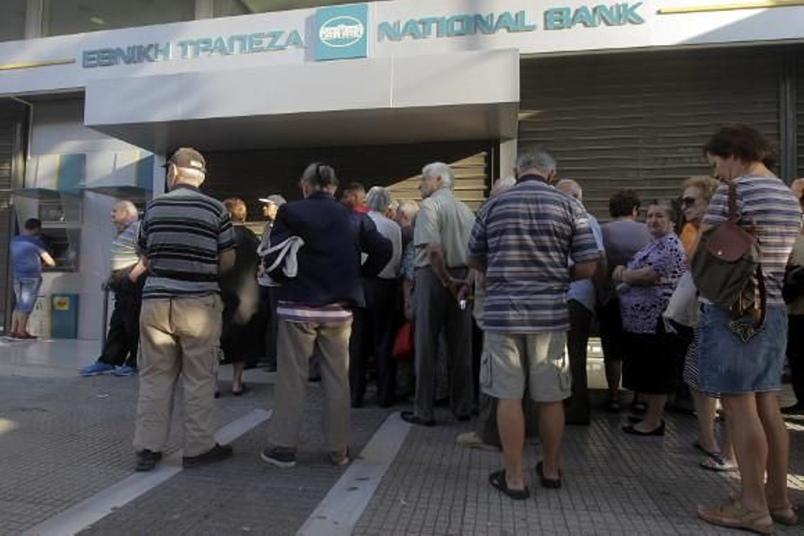 Tsipras dice que respetará el resultado y no seguirá a toda costa si gana el no