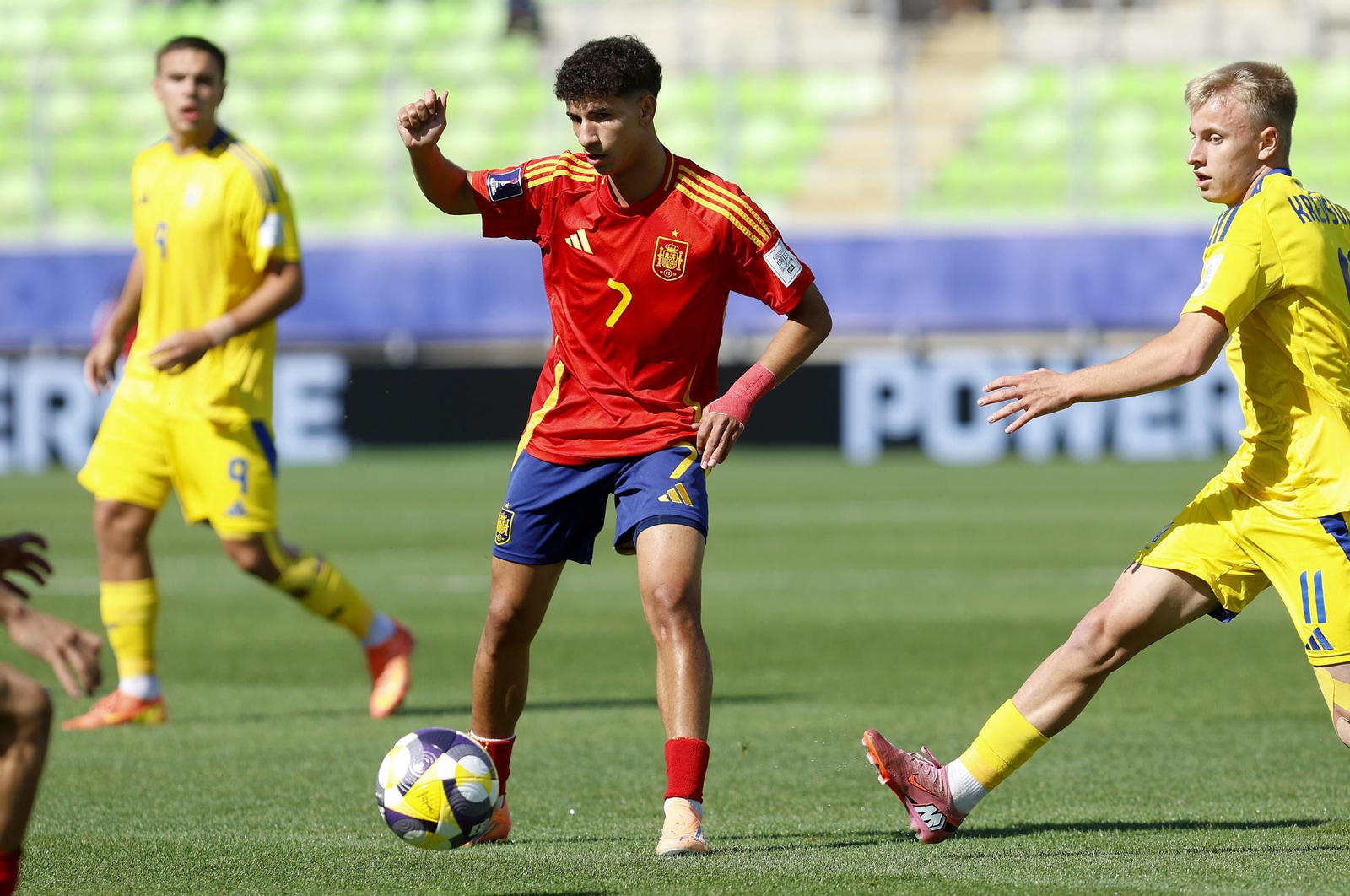 Las mejores fotos del Ucrania-España sub 20