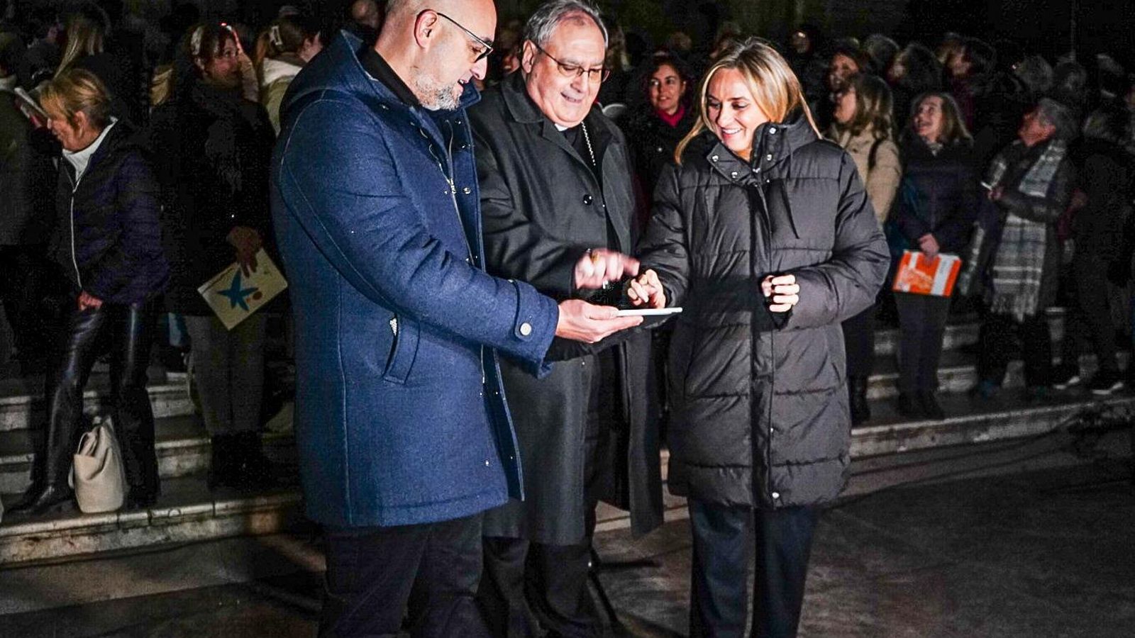 Tamayo y Carazo en el momento del encendido.