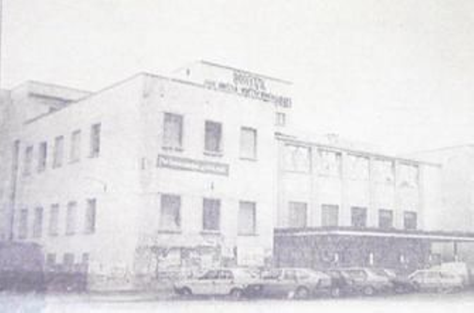 1986 El Ayuntamiento aprueba la demolición del Hotel Playa