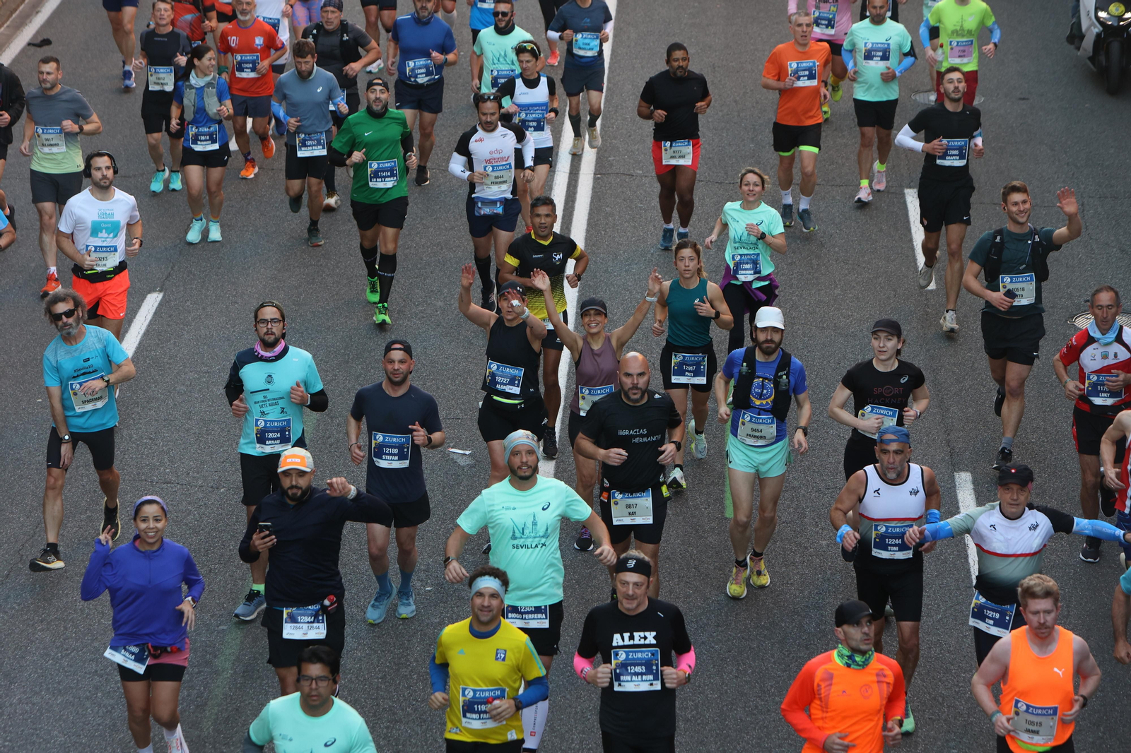 Búscate en la Zurich maratón de Sevilla